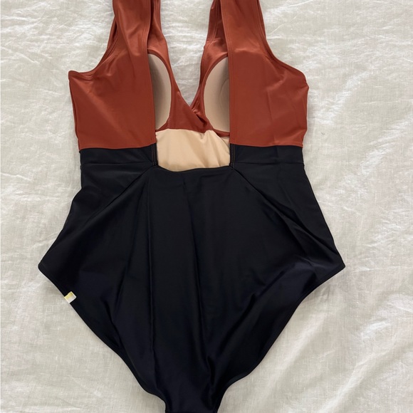 Summersalt Rushed Backflip Onepiece Swimsuit Amber and Sea Urchin - Picture 4 of 10